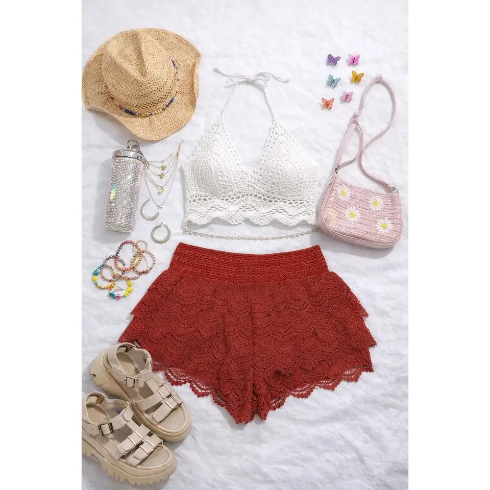 Jolt Red Scalloped Shorts Coachella Fest Inspired Outfit Size M - Good Condition - Picture 1 of 4